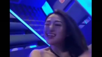 Bokep Premium Sex Jakarta Keren LC Karaoke Nurut Aja Sama Om Botak Berduit