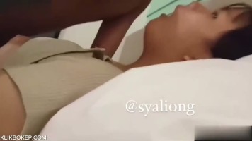 Bokep Premium Syaliong Xilla Ngentot Mendesah