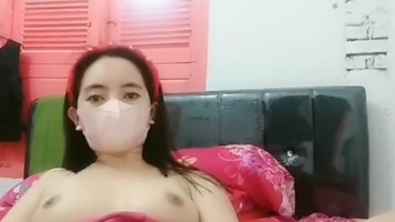 Naomi Colmek Bikin Cenat Cenut