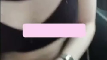 Bokep Premium Ukhti ABG Cantik Dimainin Memeknya Dimobil
