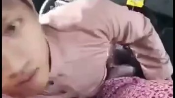 Jilbab Tembem Ini Cuma Berani Mesum Di Mobil